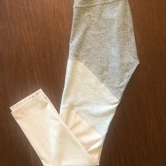 7/8 Springs Leggings - Picture 5 of 5